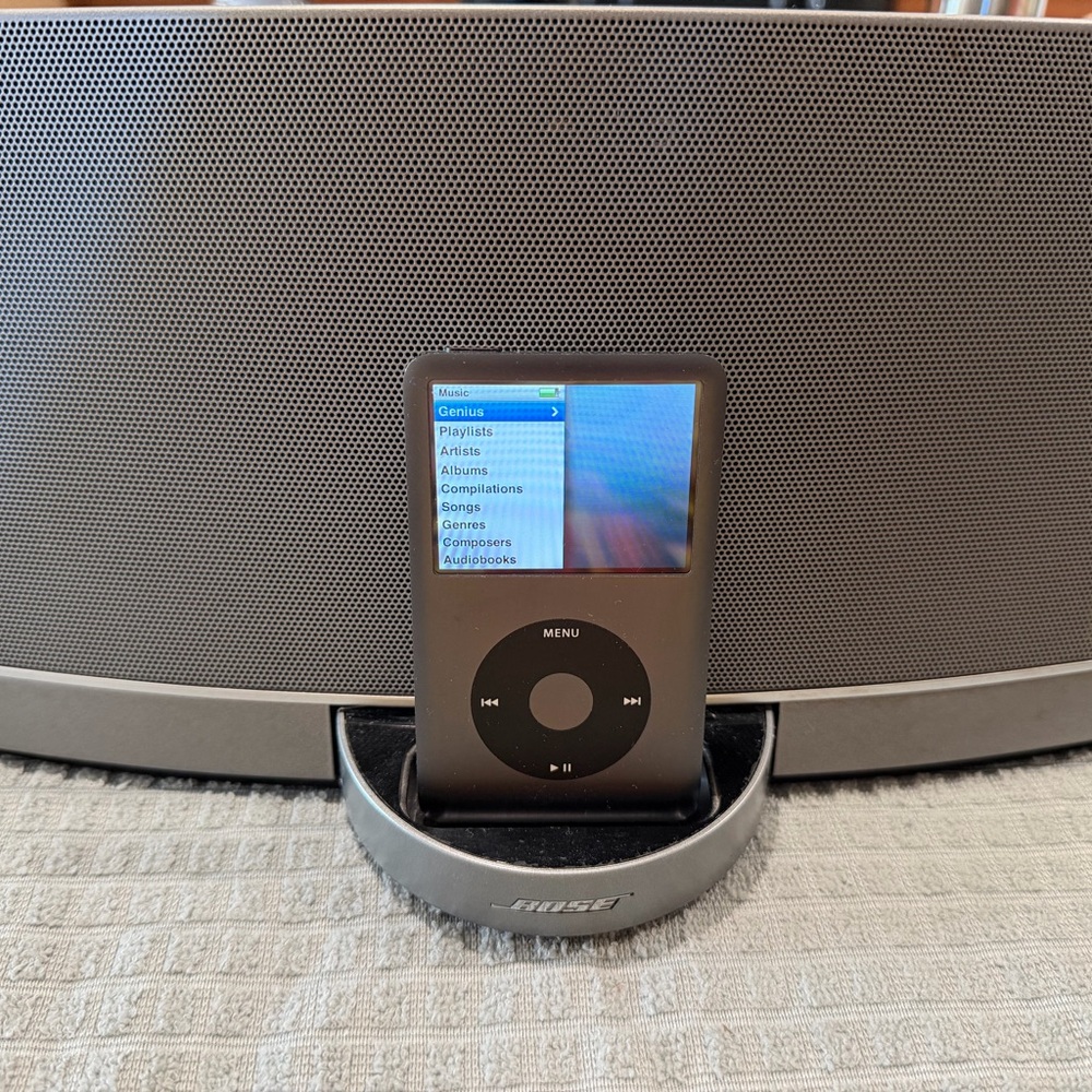 Bose and Apple 120 GB Classic iPod package Sale!